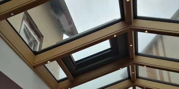 節能鋁包木陽光房為什么能節能