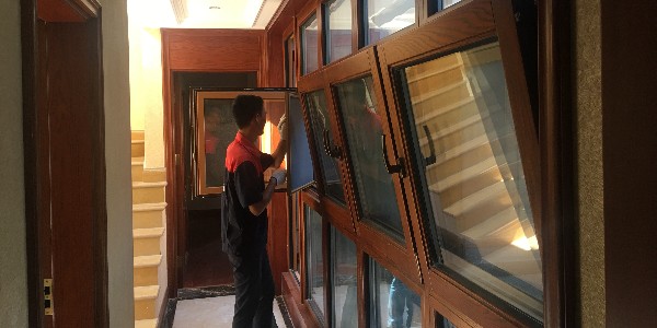 如何延長鋁木門窗使用壽命？