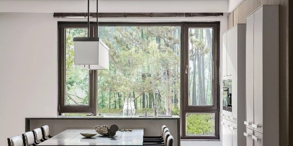 鋁包木窗價格多少，多性能于一身一窗多用