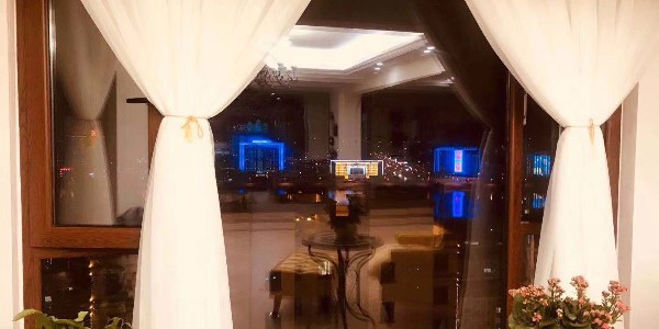 想要舒心的睡眠？隔音鋁包木門(mén)窗為您排憂解難