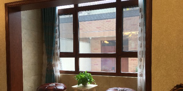 為什么都說定制鋁包木門窗更適合別墅？